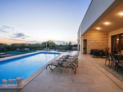 Haus kaufen in 23222 Smokovic (Bild 3)