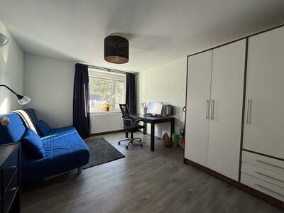 Altbauwohnung mit Balkon kaufen in 6063 Rum (Bild 3)