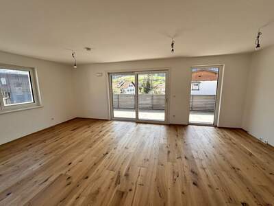 Wohnung mit Balkon kaufen in 6068 Mils (Bild 2)