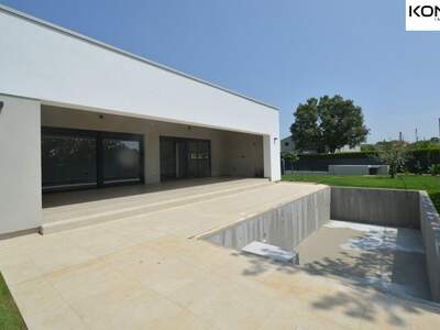 Haus kaufen in 52440 Porec (Bild 3)