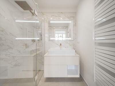 Altbauwohnung kaufen in 1040 Wien (Bild 4)