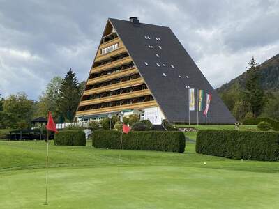 Altbauwohnung mit Balkon kaufen in 4820 Bad Ischl (Bild 2)
