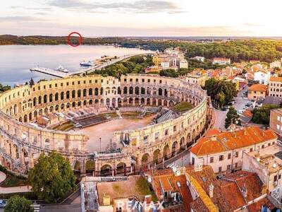 Grundstück kaufen in 52100 Pula (Bild 1)