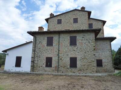 Haus mit Garten kaufen in 6064 Panicale (Bild 5)