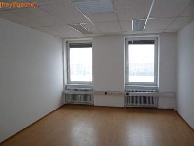 Gewerbeobjekt mieten in 1230 Wien (Bild 2)