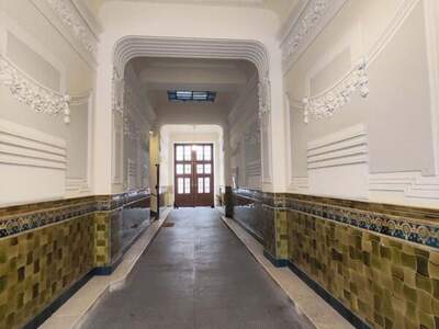Altbauwohnung kaufen in 1070 Wien (Bild 2)