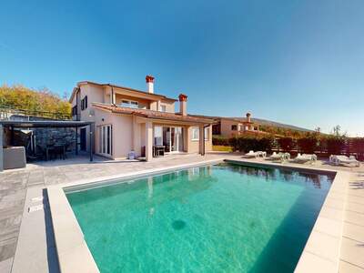 Wohnung kaufen in 52220 Stanišovi (Bild 2)