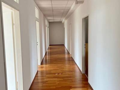 Gewerbeobjekt mieten in 8010 Graz (Bild 1)