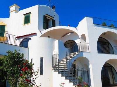 Haus kaufen in 80077 Ischia NA (Bild 3)