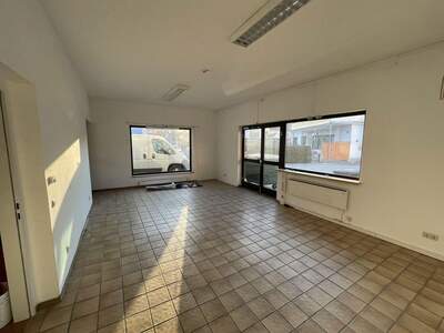 Office / Business provisionsfrei mieten in 9470 Kärnten