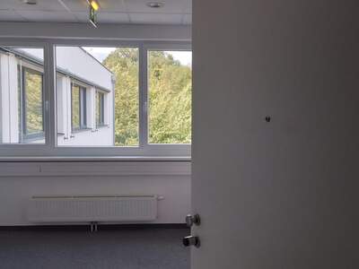 Gewerbeobjekt mieten in 2372 Gießhübl (Bild 2)