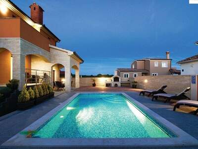 Haus kaufen in 52100 Pula (Bild 5)