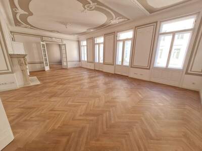 Altbauwohnung mit Balkon mieten in 1010 Wien (Bild 1)