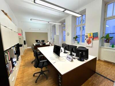 Office / Business provisionsfrei mieten in 1040 Wien
