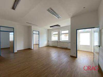 Bürozentrum mieten in 5111 Bürmoos