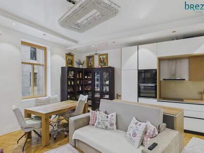 Altbauwohnung kaufen in 1090 Wien (Bild 5)