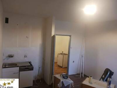 Altbauwohnung kaufen in 4020 Linz (Bild 2)