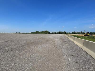 Grundstück mieten in 2202 Hagenbrunn