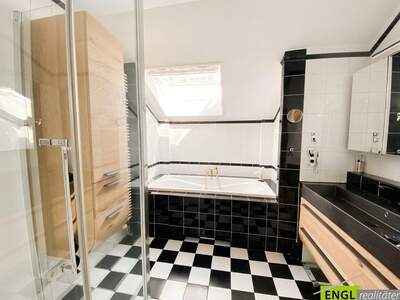 Altbauwohnung mit Balkon kaufen in 1120 Wien (Bild 5)