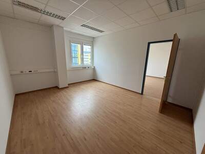 Büro / Praxis mieten in 2544 Leobersdorf (Bild 2)