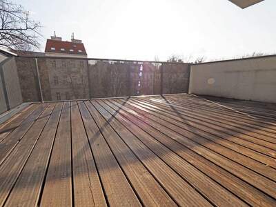 Altbauwohnung mieten in 1040 Wien (Bild 2)