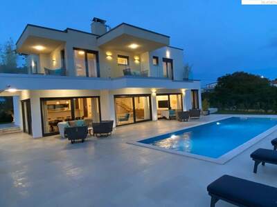 Haus kaufen in 52463 Višnjan (Bild 2)