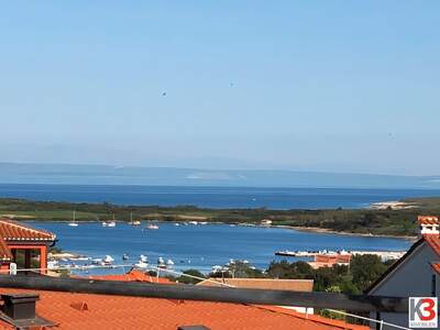 Wohnung mit Balkon kaufen in 52100 Ližnjan