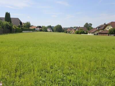 Grundstück kaufen in 5112 Lamprechtshausen