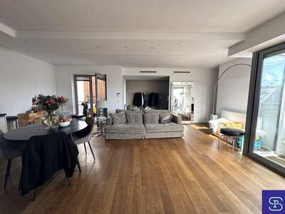 Altbauwohnung mit Balkon kaufen in 1050 Wien (Bild 2)