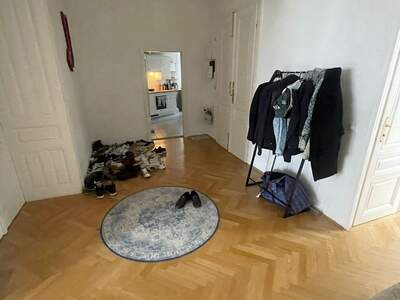 Altbauwohnung mit Balkon mieten in 1060 Wien (Bild 5)
