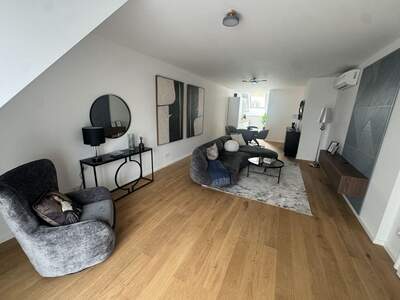 Altbauwohnung mit Balkon kaufen in 1180 Wien (Bild 1)