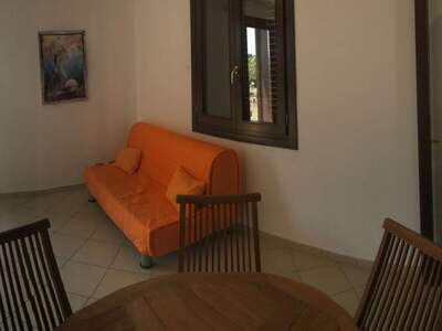 Wohnung mit Balkon kaufen in 73020 Uggiano la Chiesa (Bild 4)