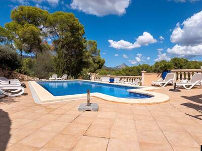 Eigentumswohnung in 7160 Peguera (Bild 1)