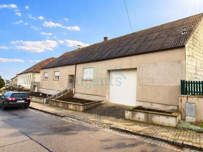 Haus mit Garten kaufen in 2141 Föllim (Bild 1)