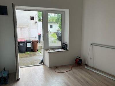 Gewerbeobjekt kaufen in 2620 Neunkirchen (Bild 2)