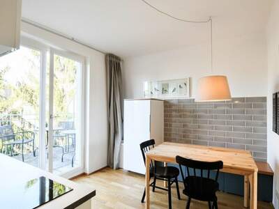 Wohnung mit Balkon kaufen in 1130 Wien (Bild 2)