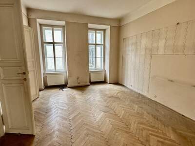 Altbauwohnung kaufen in 1070 Wien (Bild 2)