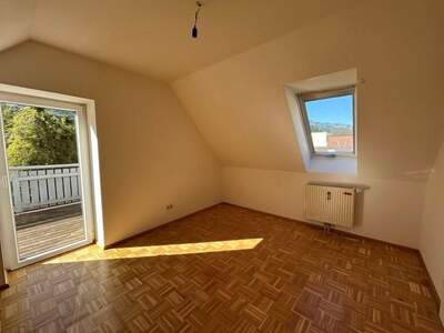 Altbauwohnung mit Balkon mieten in 8600 Bruck an der Mur (Bild 5)