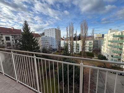 Wohnung mit Balkon kaufen in 8010 Graz (Bild 5)
