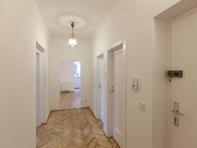 Wohnung mit Balkon mieten in 4020 Linz (Bild 2)