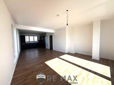 Terrassenwohnung kaufen in 2700 Wr. Neustadt (Bild 1)