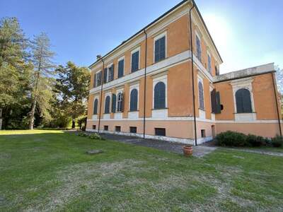 Haus kaufen in 42100 Reggio Emilia city (Bild 3)