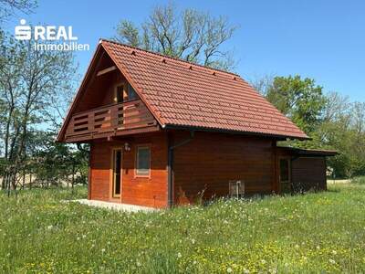 Ferienhaus kaufen in 8484 Halbenrain (Bild 1)