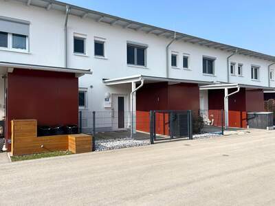 Haus mit Garten mieten in 4800 Attnang (Bild 1)