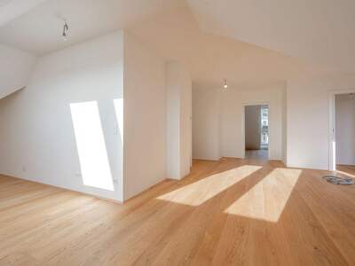 Altbauwohnung mit Balkon kaufen in 1050 Wien (Bild 3)