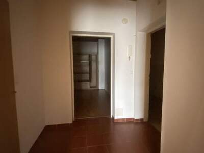 Altbauwohnung kaufen in 8020 Graz (Bild 2)