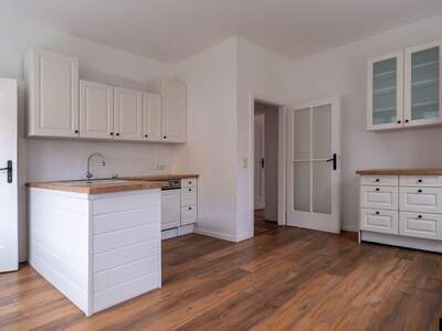 Altbauwohnung mit Balkon mieten in 4113 St. Martin (Bild 1)