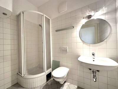 Altbauwohnung mit Balkon kaufen in 8020 Graz (Bild 5)