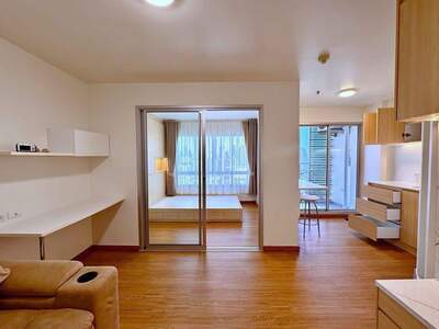 Wohnung mit Balkon kaufen in 10310 Bangkok (Bild 2)
