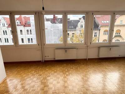 Wohnung mit Balkon kaufen in 8010 Graz (Bild 3)